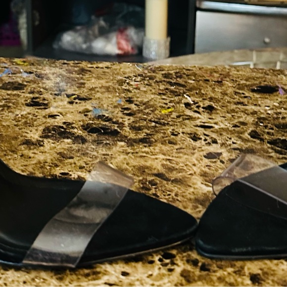 Steve Heels - Picture 1 of 3